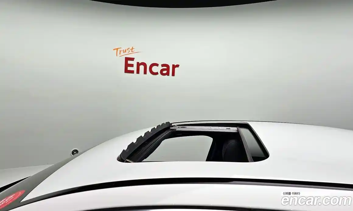 Mercedes-Benz E-Class 2023 2.0 Автомат в Москве № 141739, фото 19