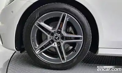 Mercedes-Benz E-Class 2023 2.0 Автомат в Москве № 141739, миниатюра 5