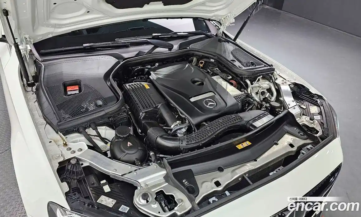 Mercedes-Benz E-Class 2023 2.0 Автомат в Москве № 141739, фото 6