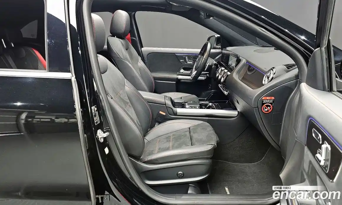 Mercedes-Benz GLA-Class 2021 2.0 Автомат в Москве № 142024, фото 11