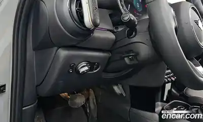 Mini Cooper 2024 2.0 Автомат в Москве № 144084, миниатюра 11