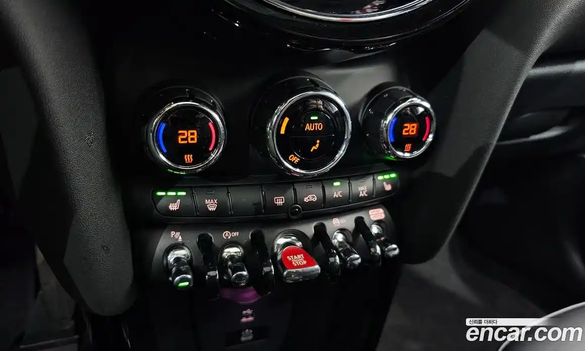 Mini Cooper 2024 2.0 Автомат в Москве № 144084, фото 6