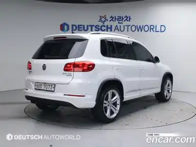 Volkswagen Tiguan 2013 2.0 Автомат в Москве № 146991, миниатюра 2