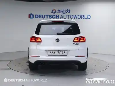 Volkswagen Tiguan 2013 2.0 Автомат в Москве № 146991, миниатюра 4