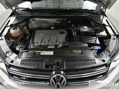 Volkswagen Tiguan 2013 2.0 Автомат в Москве № 146991, миниатюра 6