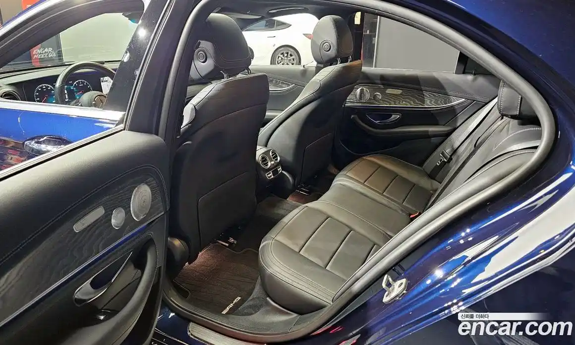 Mercedes-Benz E-Class 2021 2.0 Автомат в Москве № 150638, фото 19