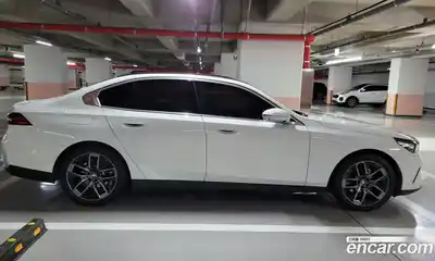 BMW 5-Series 2025 2.0 Автомат в Москве № 153703, миниатюра 4