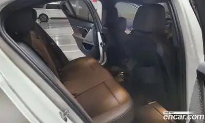 BMW 5-Series 2025 2.0 Автомат в Москве № 153703, миниатюра 7