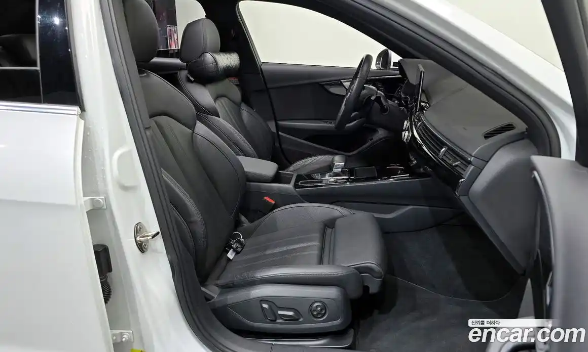 Audi A4 2020 2.0 Автомат в Москве № 154036, фото 12