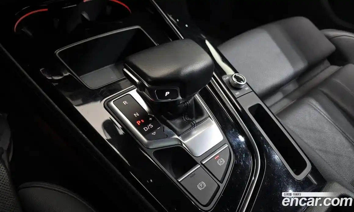 Audi A4 2020 2.0 Автомат в Москве № 154036, фото 9