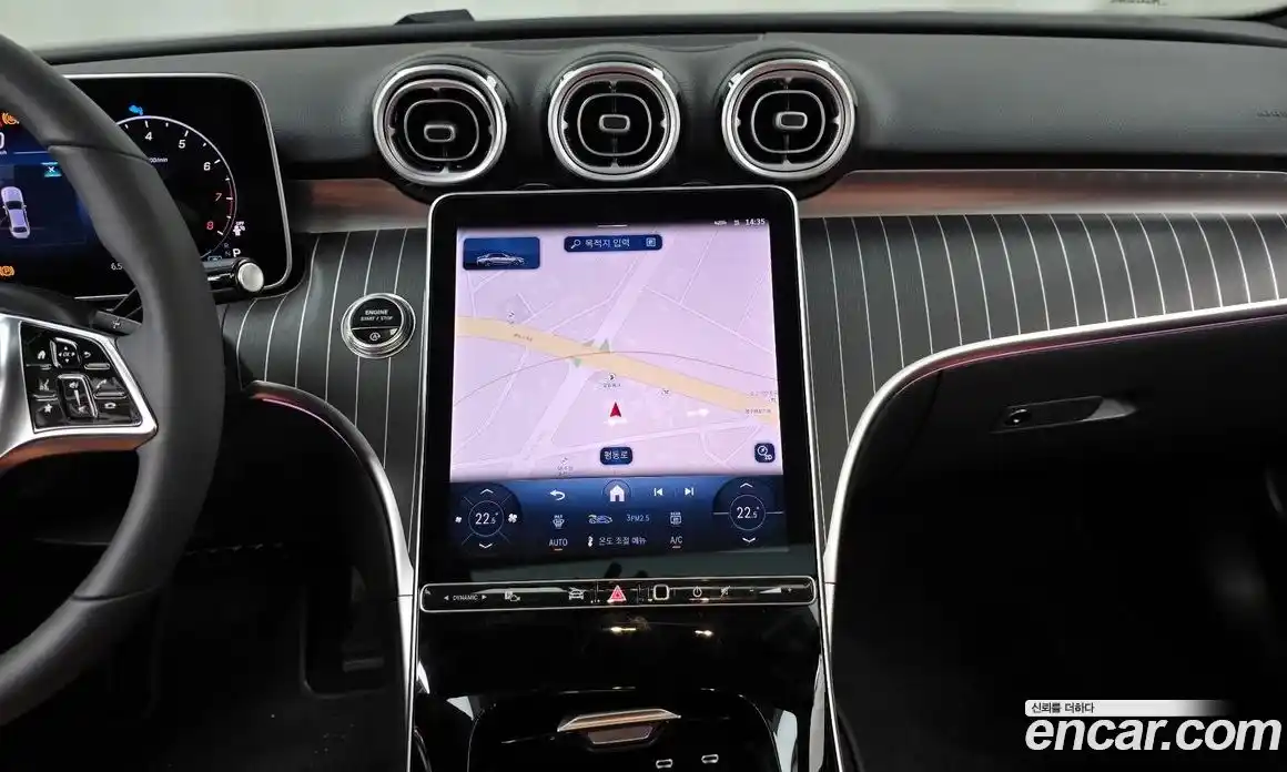 Mercedes-Benz C-Class 2025 2.0 Автомат в Москве № 160175, фото 4