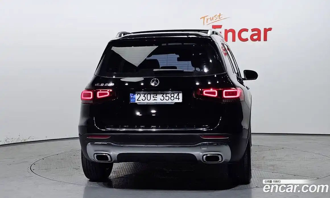 Mercedes-Benz GLB-Class 2020 2.0 Автомат в Москве № 160297, фото 17