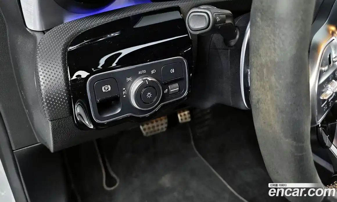 Mercedes-Benz CLA-Class 2021 2.0 Автомат в Москве № 160666, фото 16