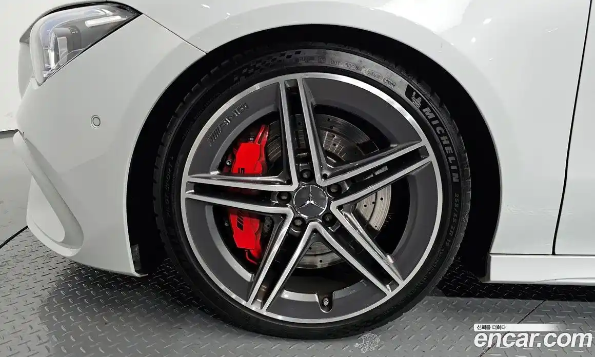 Mercedes-Benz CLA-Class 2021 2.0 Автомат в Москве № 160666, фото 5