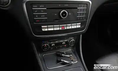 Mercedes-Benz GLA-Class 2018 2.0 Автомат в Москве № 161640, миниатюра 8