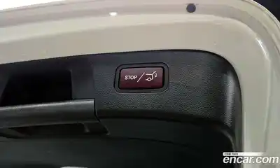 Mercedes-Benz GLA-Class 2018 2.0 Автомат в Москве № 161640, миниатюра 9