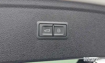 Audi Q5 2021 2.0 Автомат в Москве № 163468, миниатюра 12