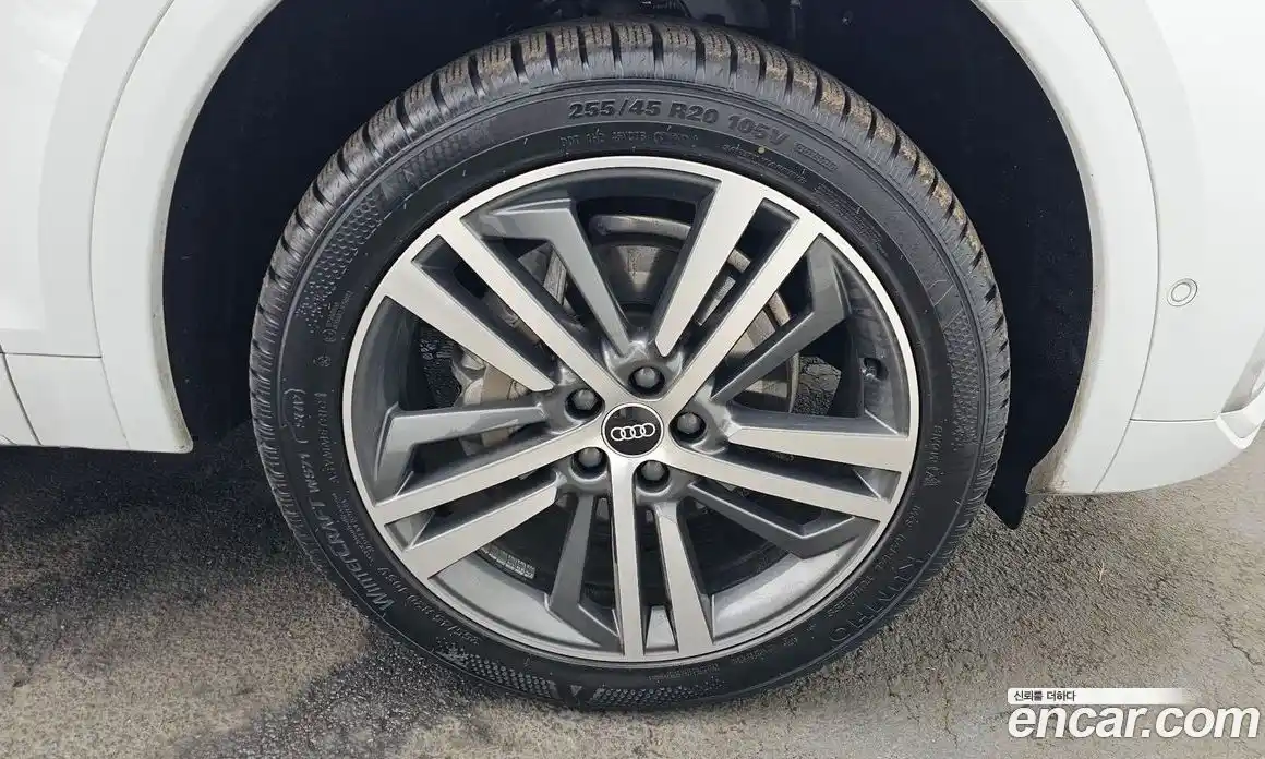 Audi Q5 2021 2.0 Автомат в Москве № 163468, фото 7