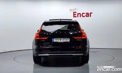 Volvo V60 2024 2.0 Автомат в Москве № 164180, миниатюра 4