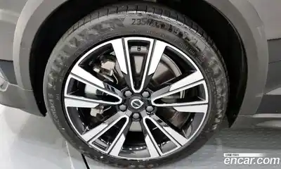 Volvo V60 2024 2.0 Автомат в Москве № 164180, миниатюра 5