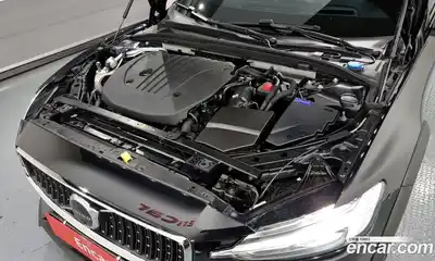 Volvo V60 2024 2.0 Автомат в Москве № 164180, миниатюра 6