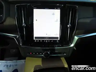 Volvo V90 2024 2.0 Автомат в Москве № 164234, миниатюра 12