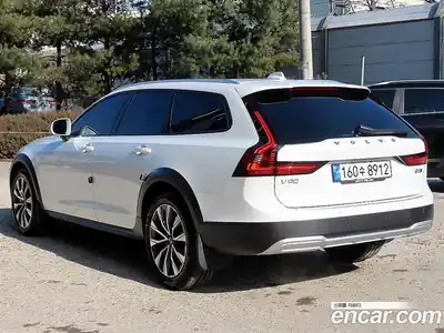 Volvo V90 2024 2.0 Автомат в Москве № 164234, миниатюра 3
