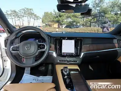 Volvo V90 2024 2.0 Автомат в Москве № 164234, миниатюра 7