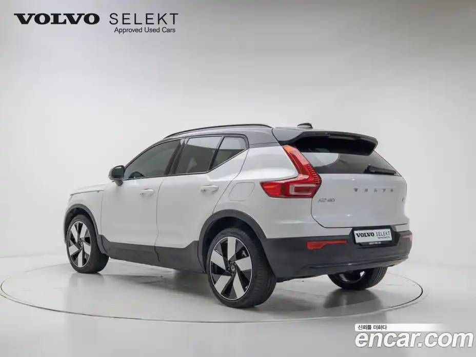 Volvo XC40 2024 1.0 Автомат в Москве № 164730, фото 4