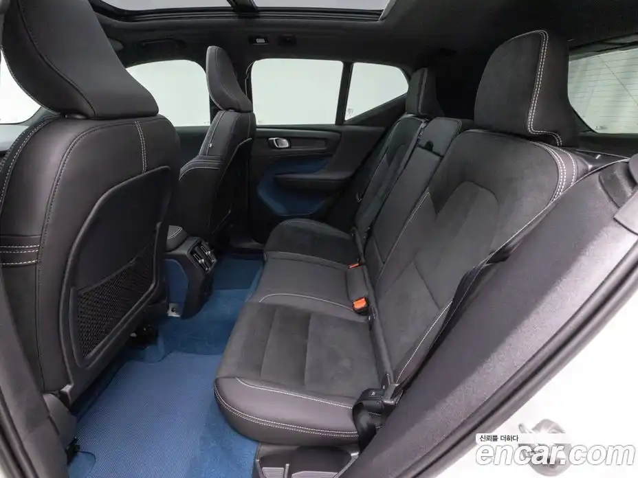 Volvo XC40 2024 1.0 Автомат в Москве № 164730, фото 10