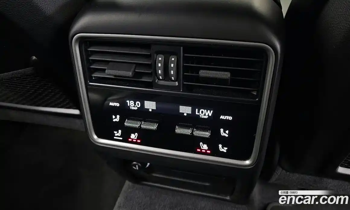 Porsche Cayenne 2024 3.0 Автомат в Москве № 165118, фото 19