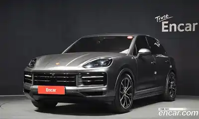 Porsche Cayenne 2024 3.0 Автомат в Москве № 165118, миниатюра 3