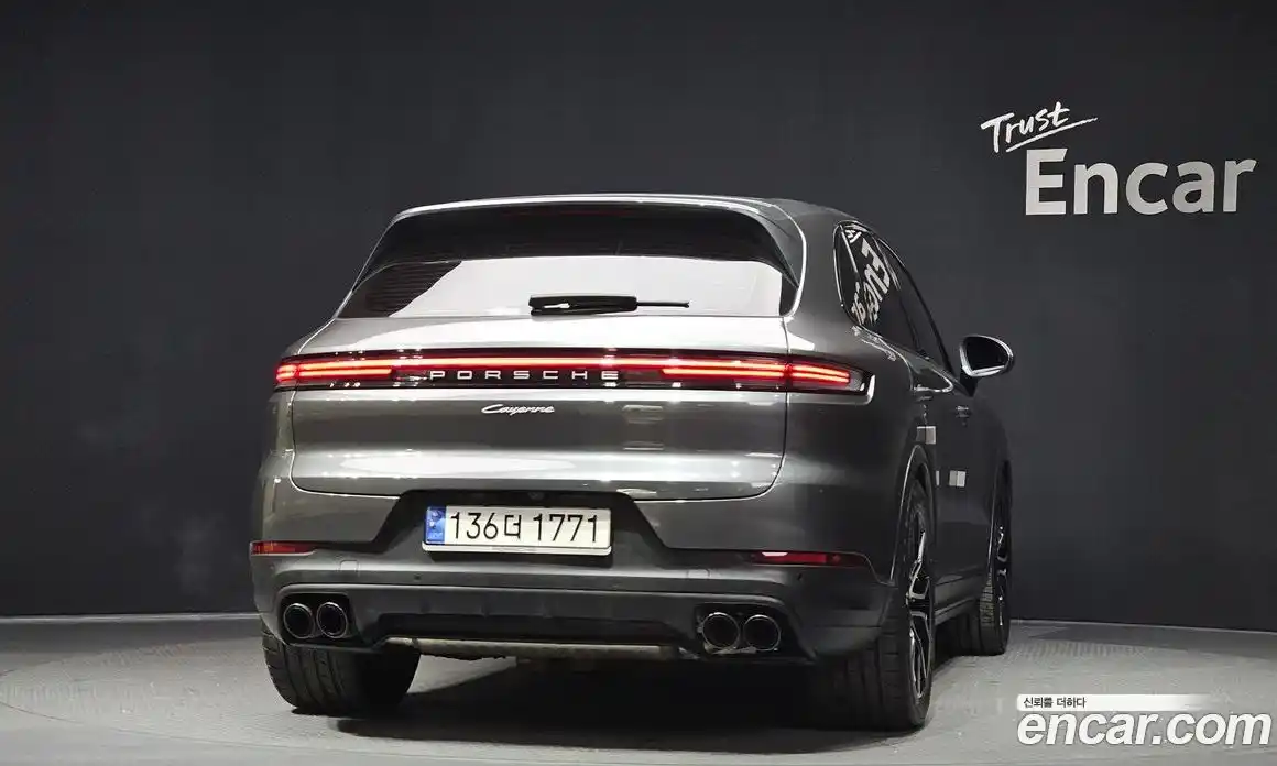 Porsche Cayenne 2024 3.0 Автомат в Москве № 165118, фото 4