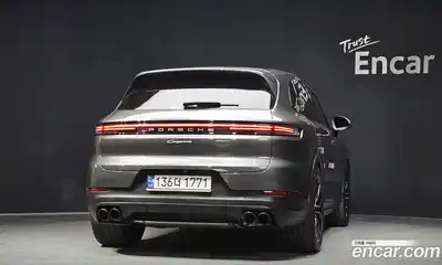 Porsche Cayenne 2024 3.0 Автомат в Москве № 165118, миниатюра 4