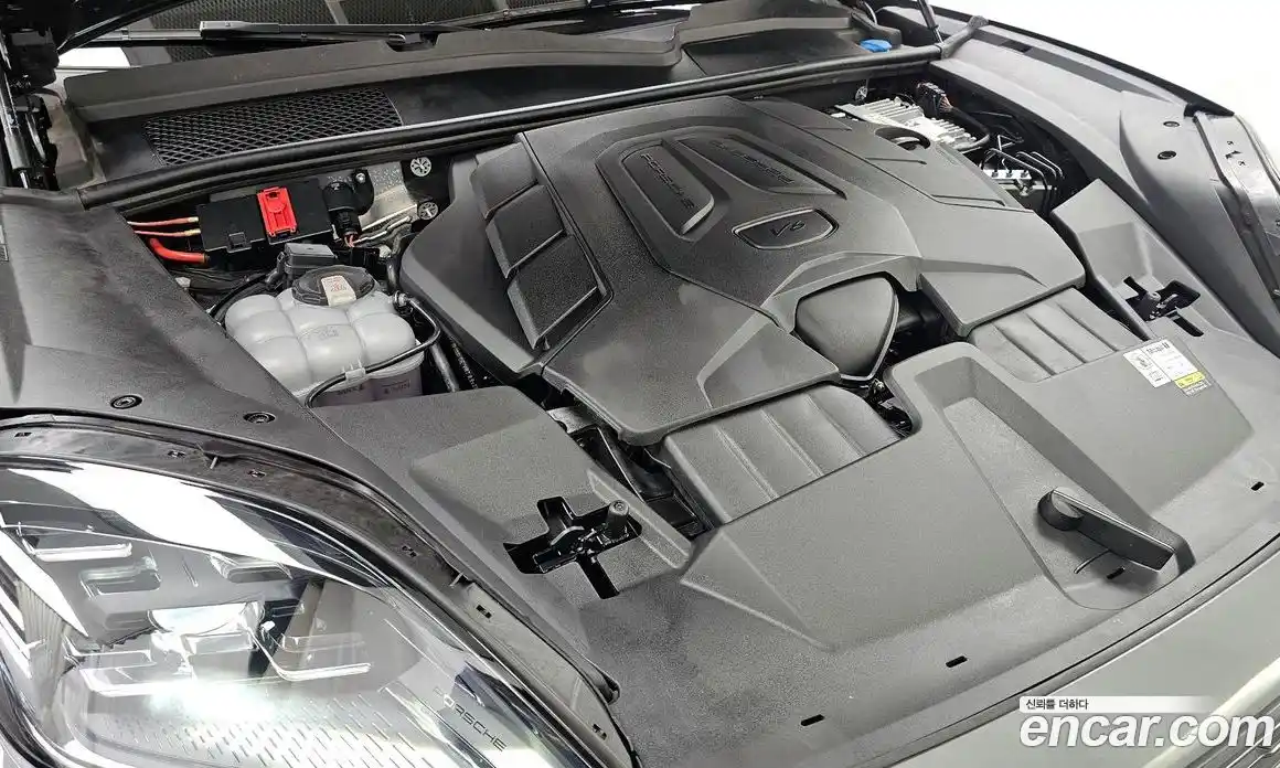 Porsche Cayenne 2024 3.0 Автомат в Москве № 165118, фото 6