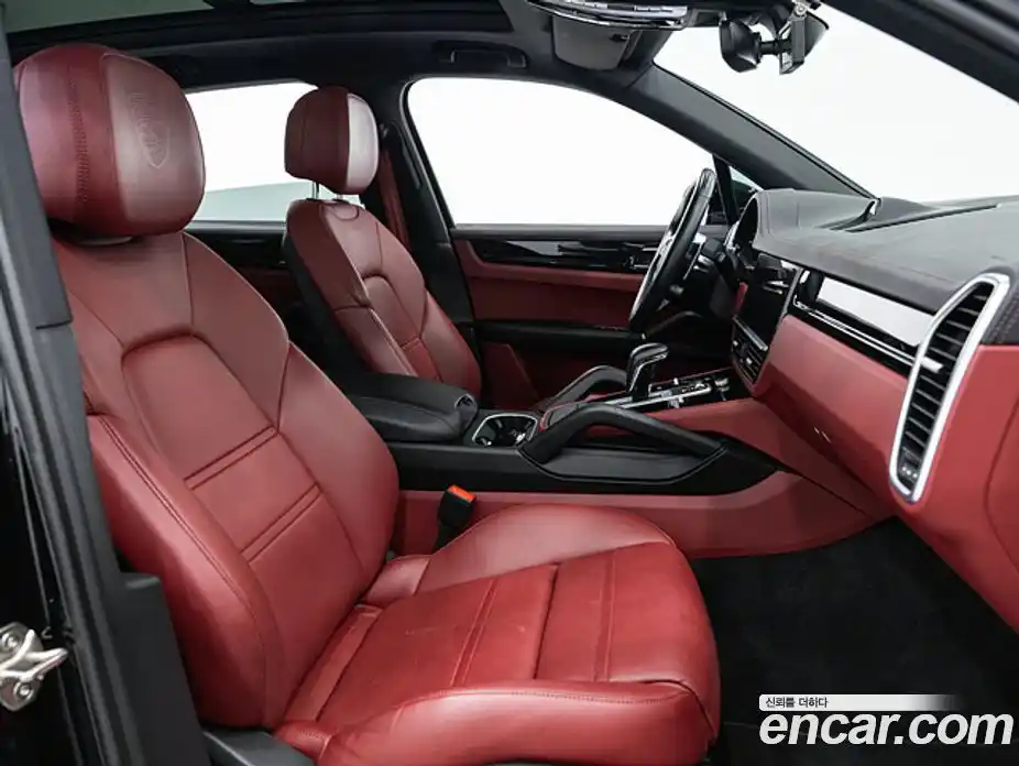 Porsche Cayenne 2023 3.0 Автомат в Москве № 165769, фото 14