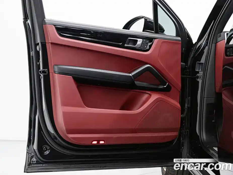 Porsche Cayenne 2023 3.0 Автомат в Москве № 165769, фото 15