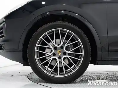 Porsche Cayenne 2023 3.0 Автомат в Москве № 165769, миниатюра 5