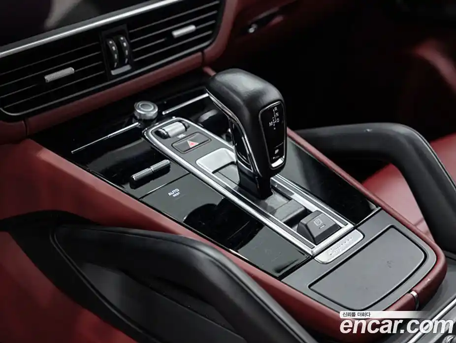 Porsche Cayenne 2023 3.0 Автомат в Москве № 165769, фото 9