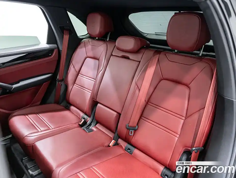 Porsche Cayenne 2023 3.0 Автомат в Москве № 165787, фото 15