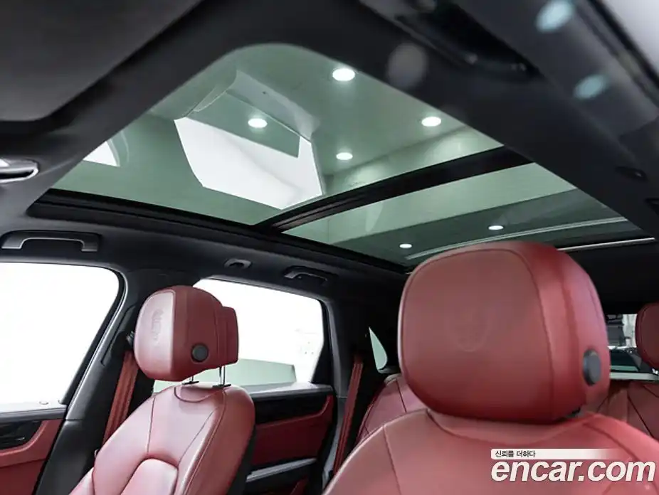 Porsche Cayenne 2023 3.0 Автомат в Москве № 165787, фото 17