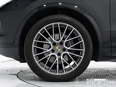 Porsche Cayenne 2023 3.0 Автомат в Москве № 165787, миниатюра 5