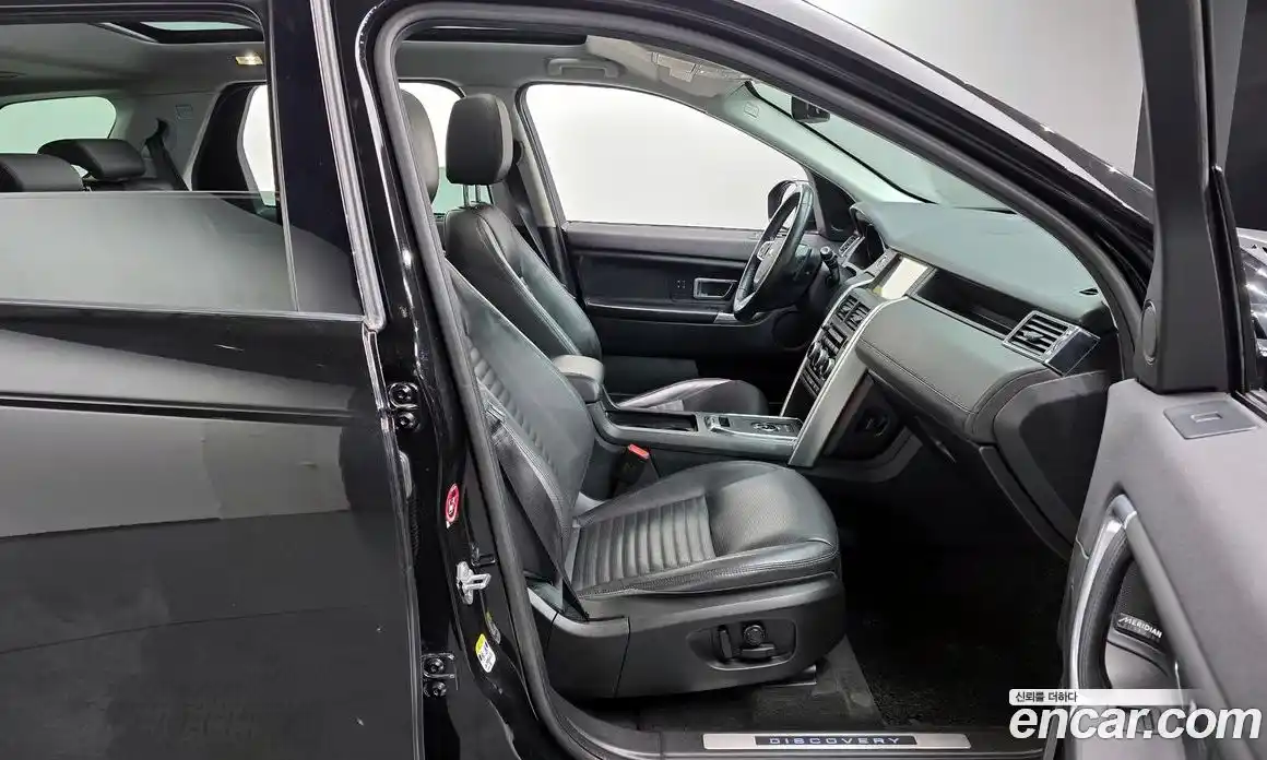 Land Rover Discovery Sport 2019 2.0 Автомат в Москве № 166316, фото 10