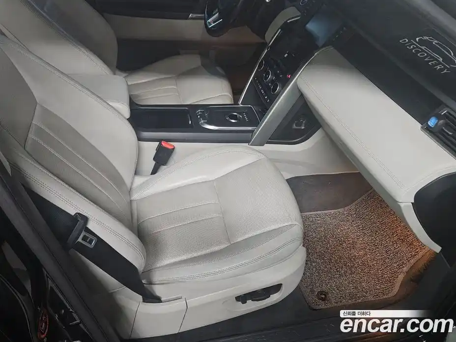 Land Rover Discovery Sport 2016 2.0 Автомат в Москве № 166326, фото 11