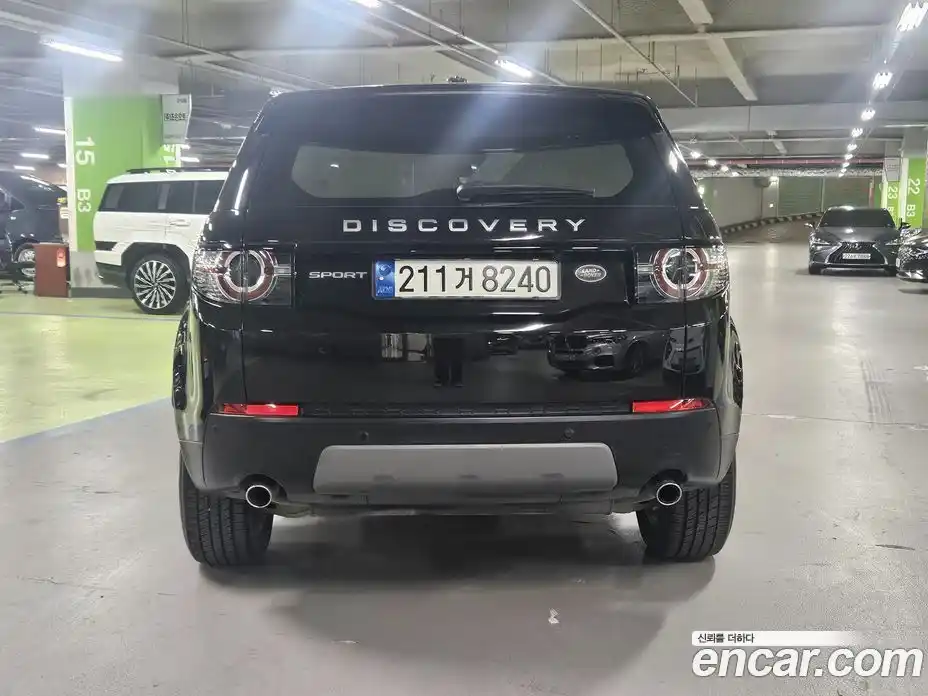 Land Rover Discovery Sport 2016 2.0 Автомат в Москве № 166326, фото 4