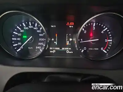 Land Rover Discovery Sport 2016 2.0 Автомат в Москве № 166326, миниатюра 8