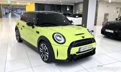 Mini Cooper 2024 2.0 Автомат в Москве № 167425, миниатюра 3