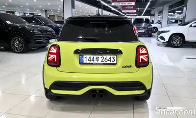 Mini Cooper 2024 2.0 Автомат в Москве № 167425, миниатюра 5