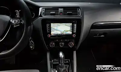 Volkswagen Jetta, 2015