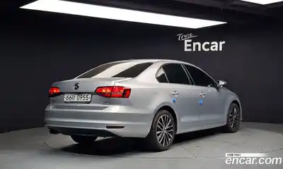 Volkswagen Jetta 2015 2.0 Автомат в Москве № 168920, миниатюра 10
